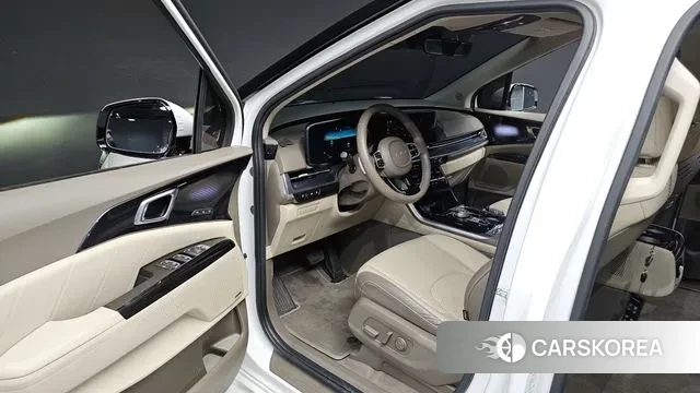 Kia Carnival 4th generation 2023 Белый из Кореи, фото 2