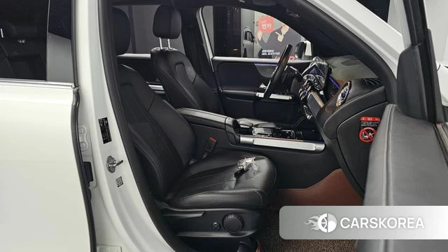 Mercedes-Benz GLB-Class X247 2022 Белый из Кореи, фото 2