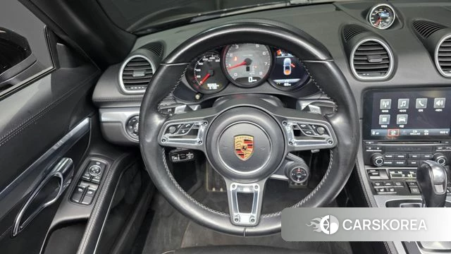 Porsche 718 Boxster 2018 Черный из Кореи, фото 2