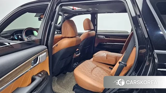 Kia Mohave Master 2023 Черный из Кореи, фото 2