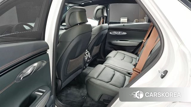 Genesis GV70 2024 Белый из Кореи, фото 2