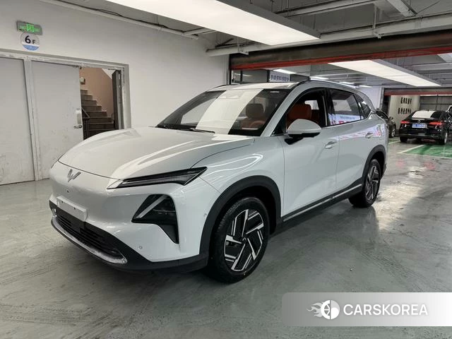 Wuling Automobile Wuling Xingguang S PHEV 2026 Серебристо-серый из Китая, фото 2