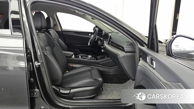 Kia The New K5 3rd generation 2023 Серый из Кореи, фото 2