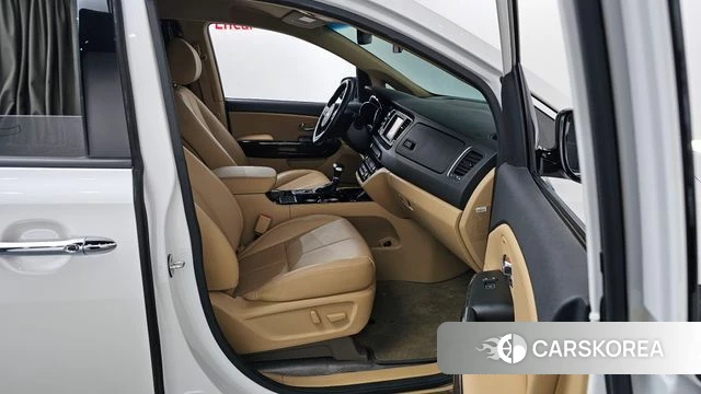 Kia The New Carnival 2018 Белый из Кореи, фото 2