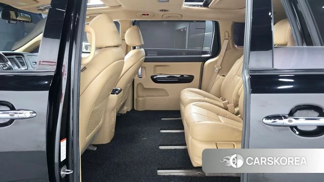 Kia The New Carnival 2019 Черный из Кореи, фото 2