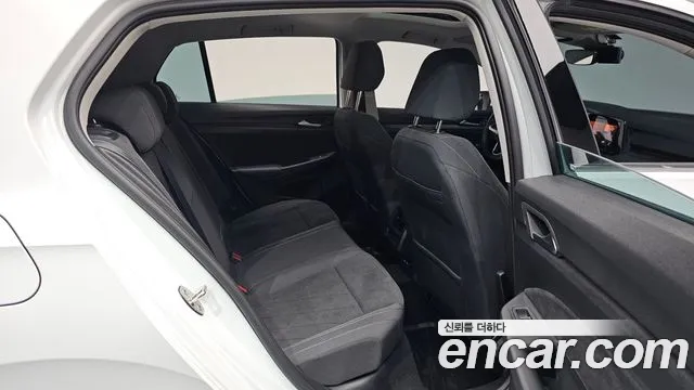 Volkswagen Golf 8th Generation id 2694793 из Кореи 2