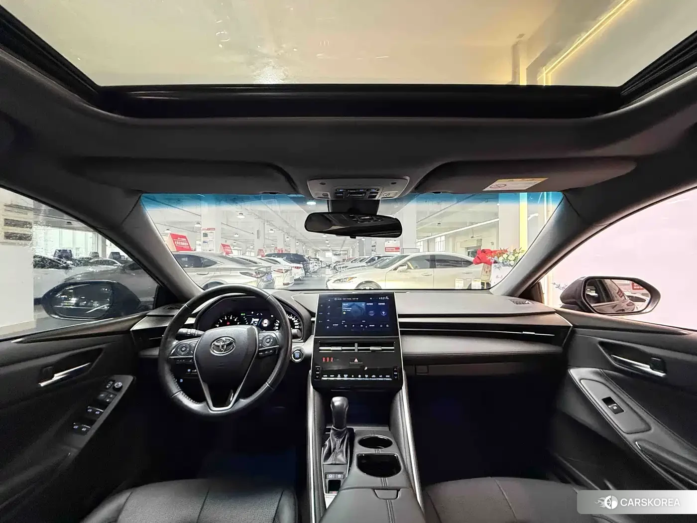 Toyota Avalon 2023 Черный из Китая, фото 2