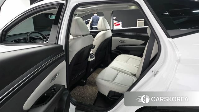 Hyundai Tucson (NX4) 2021 Белый из Кореи, фото 2
