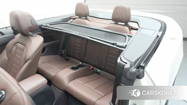 BMW 4 Series (G22) 2023 Белый из Кореи, фото 2