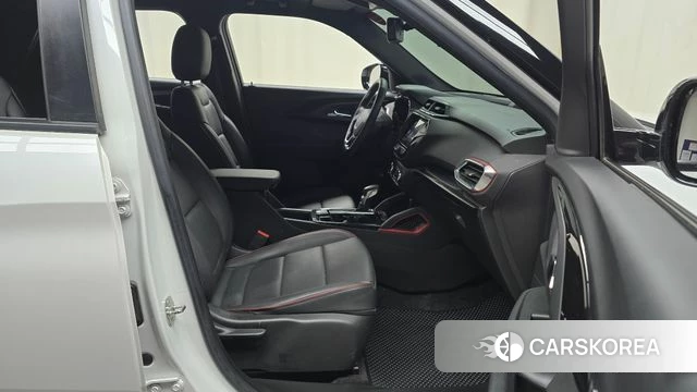 Chevrolet (GM Daewoo) Trailblazer 2021 Белый из Кореи, фото 2