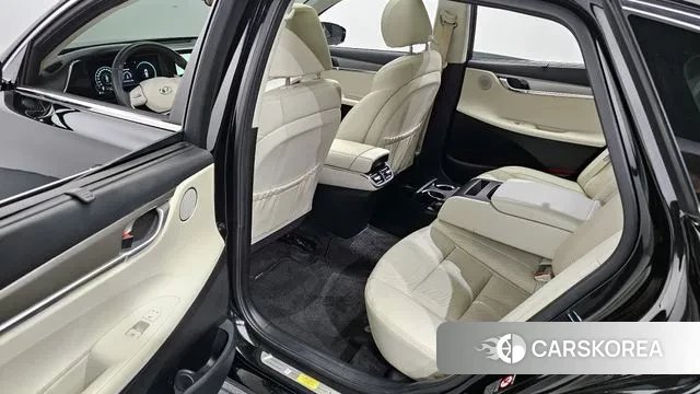 Hyundai The New Grandeur IG Hybrid 2022 Черный из Кореи, фото 2