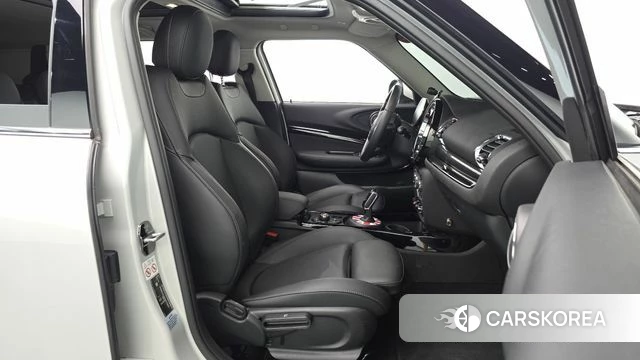 Mini Cooper Clubman 2021 Серебряный из Кореи, фото 2