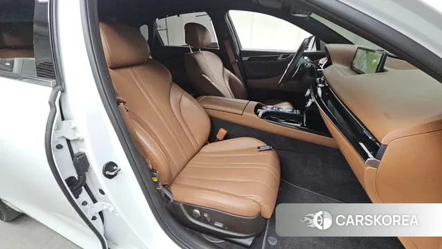 Genesis G80 (RG3) 2022 Белый из Кореи, фото 2