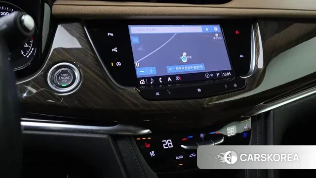 Cadillac XT6 2021 Белый из Кореи, фото 2