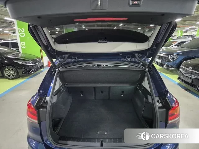 BMW X1 (F48) 2019 Синий из Кореи, фото 2