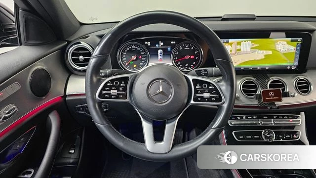 Mercedes-Benz E-Class W213 2019 Черный из Кореи, фото 2