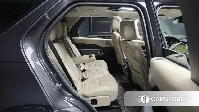 Land Rover Discovery 5 2022 Серый из Кореи, фото 2