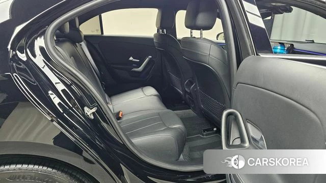 Mercedes-Benz A-Class W177 2021 Черный из Кореи, фото 2