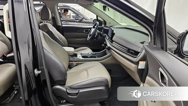 Kia The New Carnival 4th Generation 2024 Черный из Кореи, фото 2