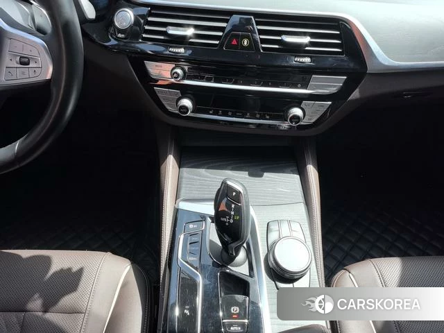 BMW 5 series id 3908248 из Китая 2