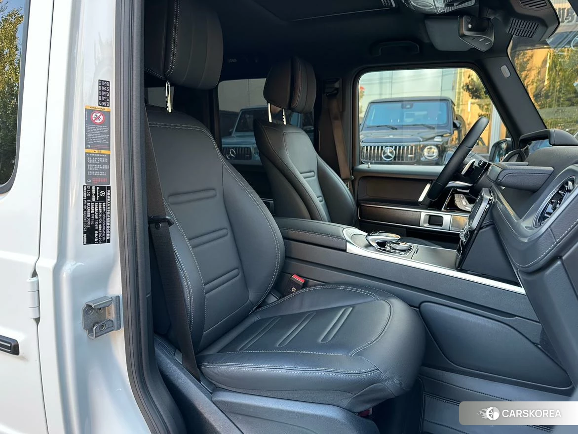 Mercedes-Benz G-class 2023 Белый из Китая, фото 2