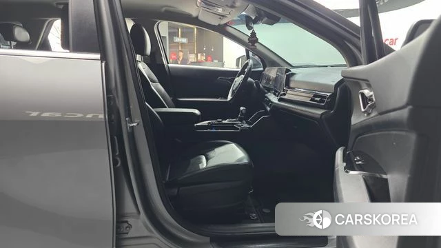 Kia Sportage 5th Generation 2023 Серый из Кореи, фото 2