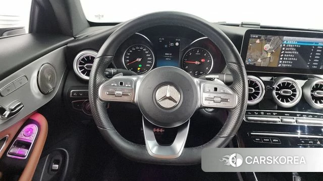 Mercedes-Benz C-Class W205 2019 Белый из Кореи, фото 2