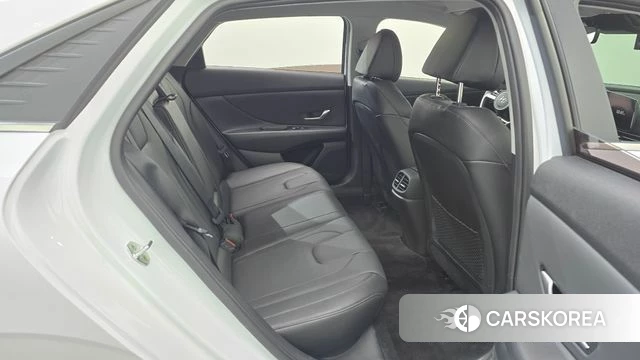 Hyundai Avante (CN7) 2022 Белый из Кореи, фото 2