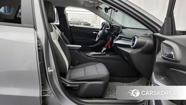 Chevrolet (GM Daewoo) Trax Crossover 2024 Серый из Кореи, фото 2