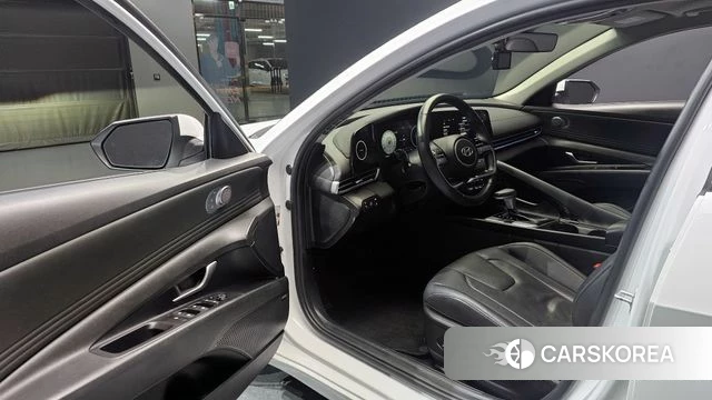 Hyundai Avante Hybrid (CN7) 2020 Белый из Кореи, фото 2