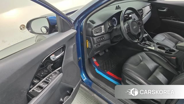 Kia Niro 2018 Синий из Кореи, фото 2