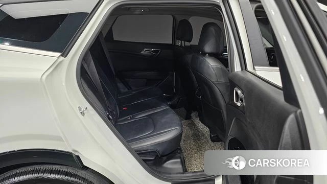 Kia Sportage 5th Generation 2022 Белый из Кореи, фото 2