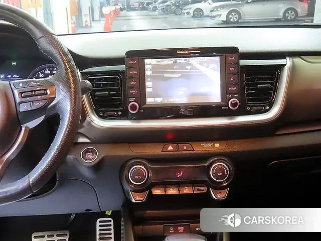 Kia Stonic 2018 Синий из Кореи, фото 2