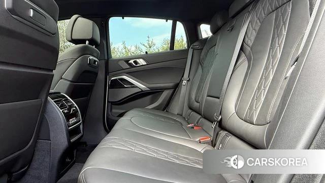 BMW X6 (G06) 2024 Белый из Кореи, фото 2