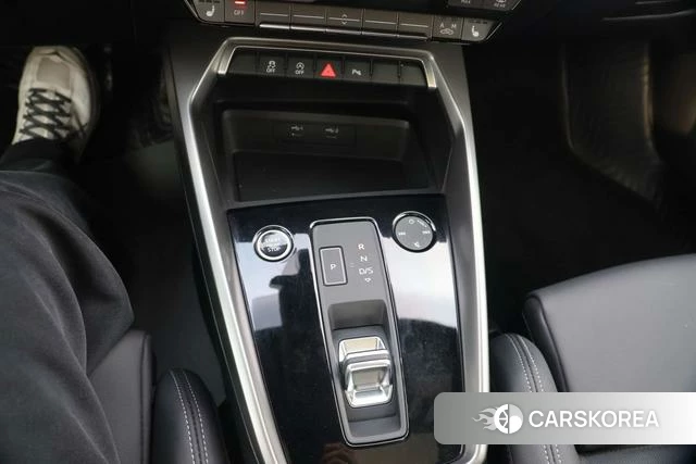 Audi A3 2022 Белый из Китая, фото 2