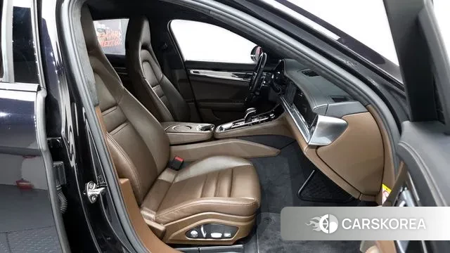 Porsche Panamera (971) 2018 Черный из Кореи, фото 2