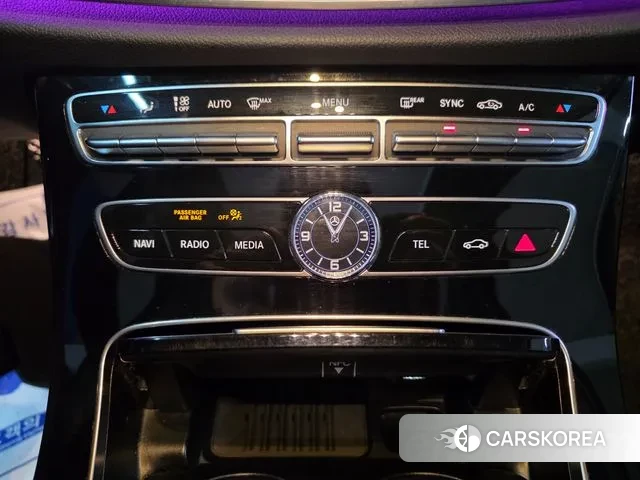 Mercedes-Benz E-Class W213 2020 Белый из Кореи, фото 2