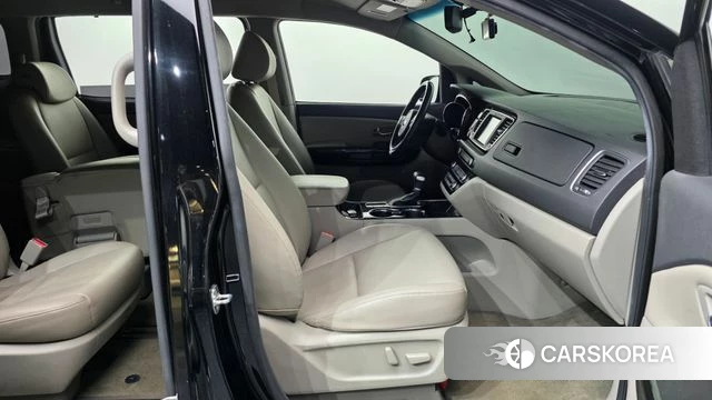 Kia The New Carnival 2020 Черный из Кореи, фото 2