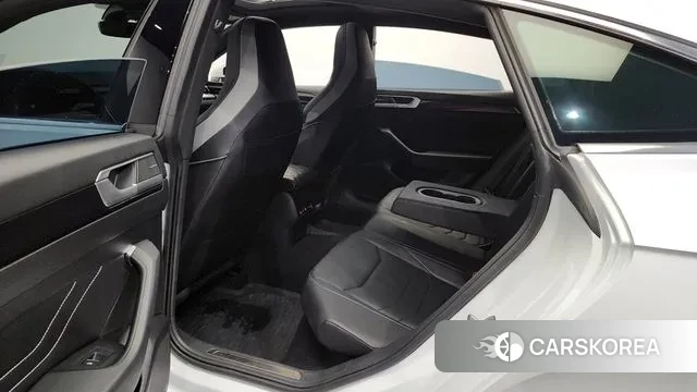 Volkswagen Arteon 2022 Белый из Кореи, фото 2