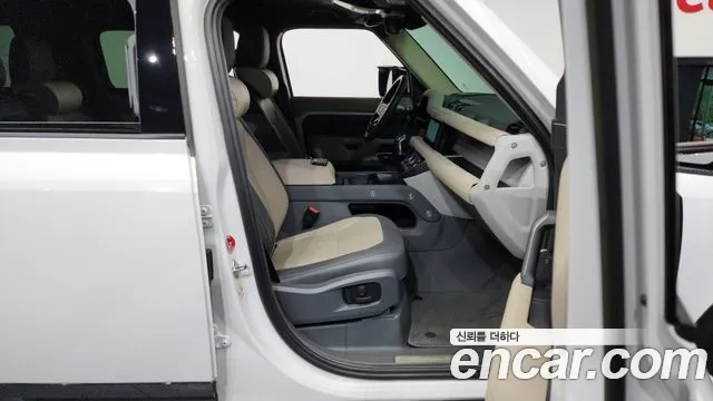 Land Rover Defender (L663) 2022 Белый из Кореи, фото 2