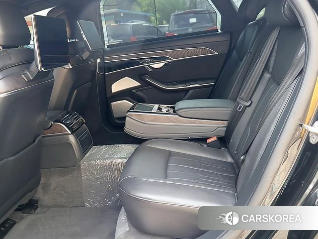 Audi A8 (D5) 2023 Черный из Кореи, фото 2