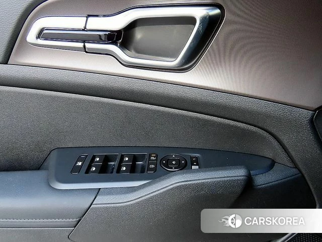 Kia The New Sportage 5th Generation Hybrid 2025 Белый из Кореи, фото 2