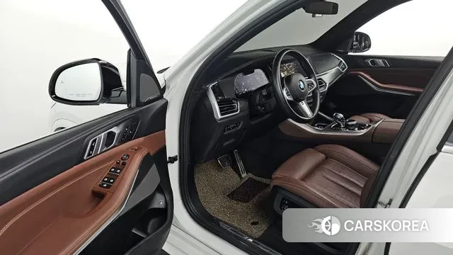 BMW X5 (G05) 2021 Белый из Кореи, фото 2