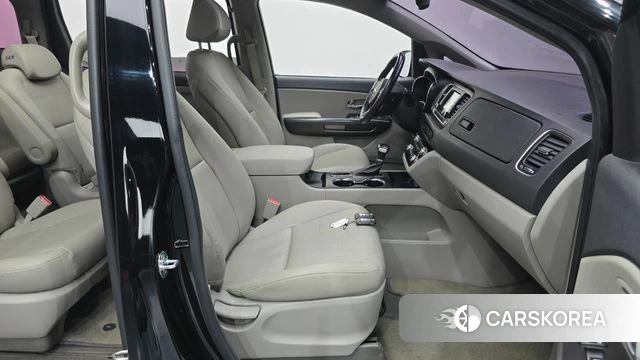 Kia The New Carnival 2019 Черный из Кореи, фото 2