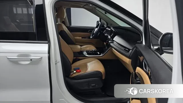 Kia Carnival 4th generation 2021 Белый из Кореи, фото 2