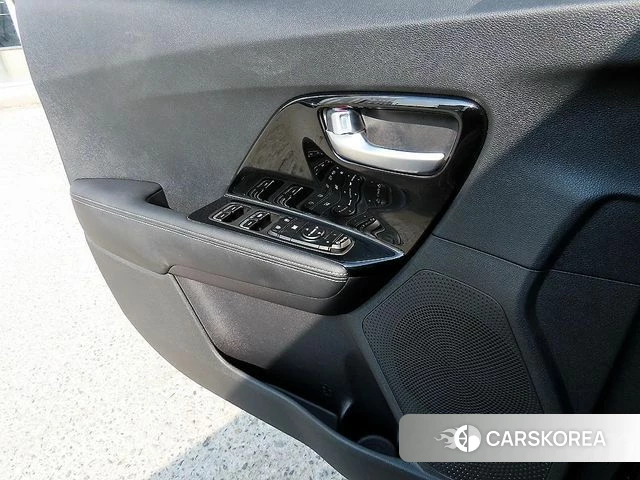 Kia The New Niro 2021 Серый из Кореи, фото 2