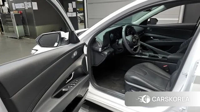 Hyundai The New Avante (CN7) 2025 Белый из Кореи, фото 2