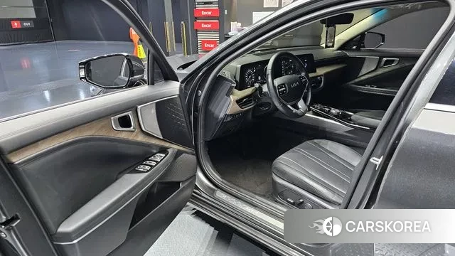 Kia K8 2023 Серый из Кореи, фото 2