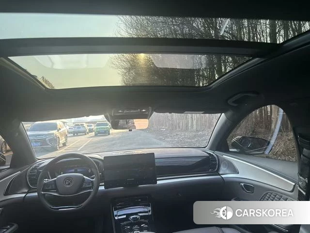 BYD Han DM 2024 Черный из Китая, фото 2