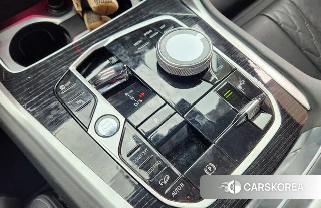 BMW X6 (G06) 2024 Черный из Кореи, фото 2